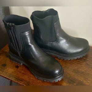 3/$50 Boots leather size 9.5 WIDE WIDTH shoes for Female. NWOT.